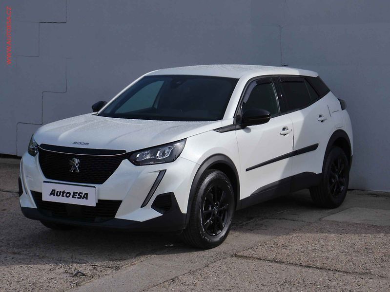 Peugeot 2008 (2023) 1.2PT, 1.maj,ČR, Active, LED - fotka 3 z 16