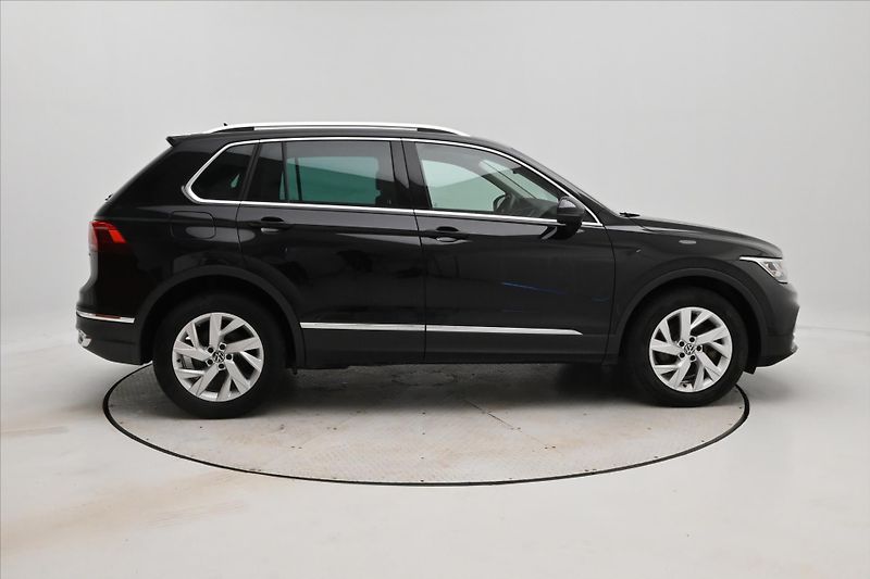 Volkswagen Tiguan 1,4 TSI eHybrid 110kW DSG Záru - fotka 4 z 33
