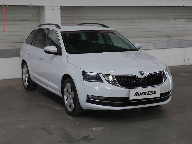 Škoda Octavia (2019) 1.5 TSi, ČR, Style, DSG, LED - fotografie inzerátu