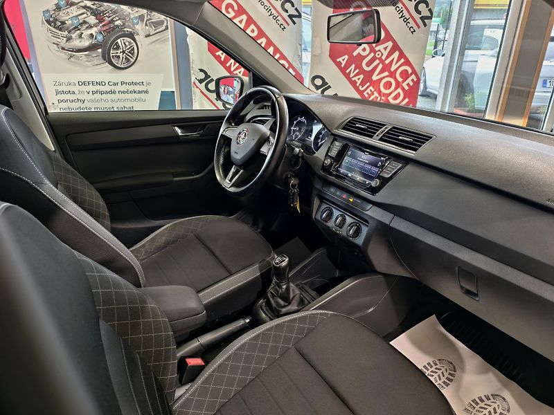 Škoda Fabia 1.0 TSi 81kW TEMPOMAT, PDC, ČR - fotka 8 z 22