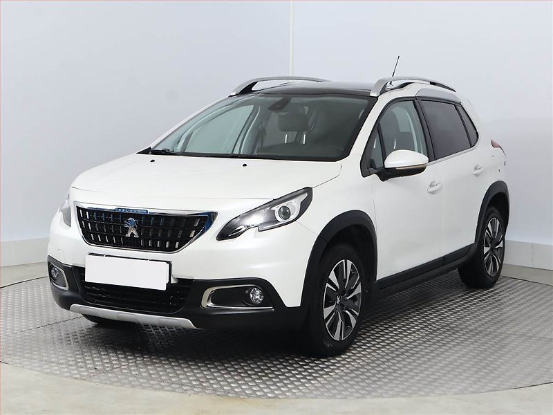 Peugeot 2008 (2019) 1.2 PureTech, Serv.kniha, Kůže - fotka 2 z 17