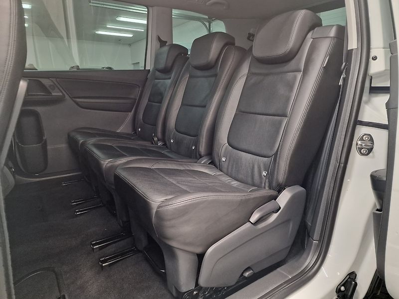 Volkswagen Sharan (2020) 130kW 4M GT DSG 2020 | Záruka - fotka 23 z 73