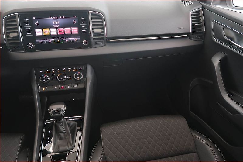 Škoda Karoq (2021) 1.5 TSI - fotka 8 z 18