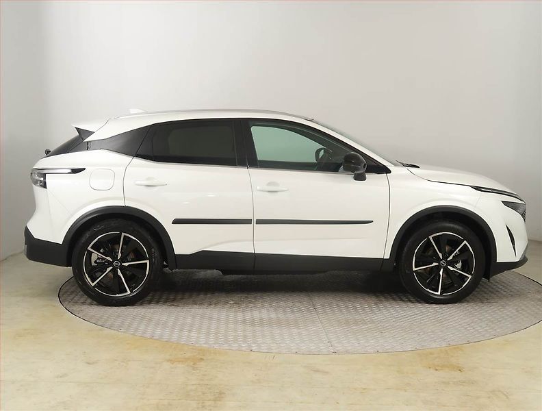 Nissan Qashqai (2026) 1.3 DIG-T MHEV - fotka 6 z 26