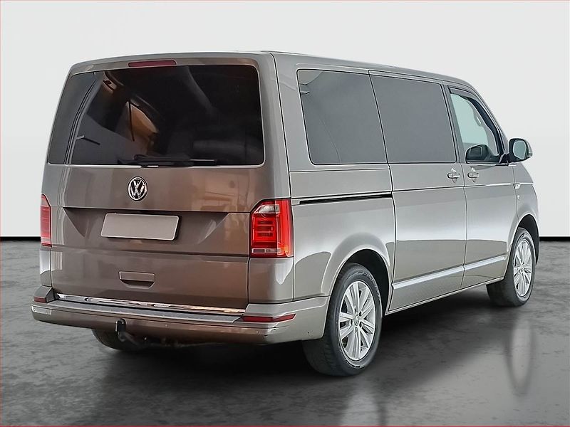 Volkswagen Multivan (2017) Highline 2.0 TDI - fotka 5 z 23