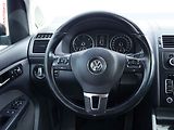 Volkswagen Touran (2012) 2.0 TDi, 1.maj, AC, park - náhled 14
