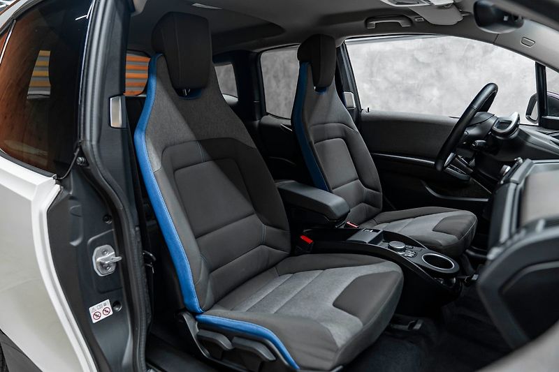 BMW i3 - fotka 26 z 28