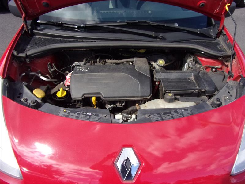 Renault Clio 1,2 - fotka 20 z 21