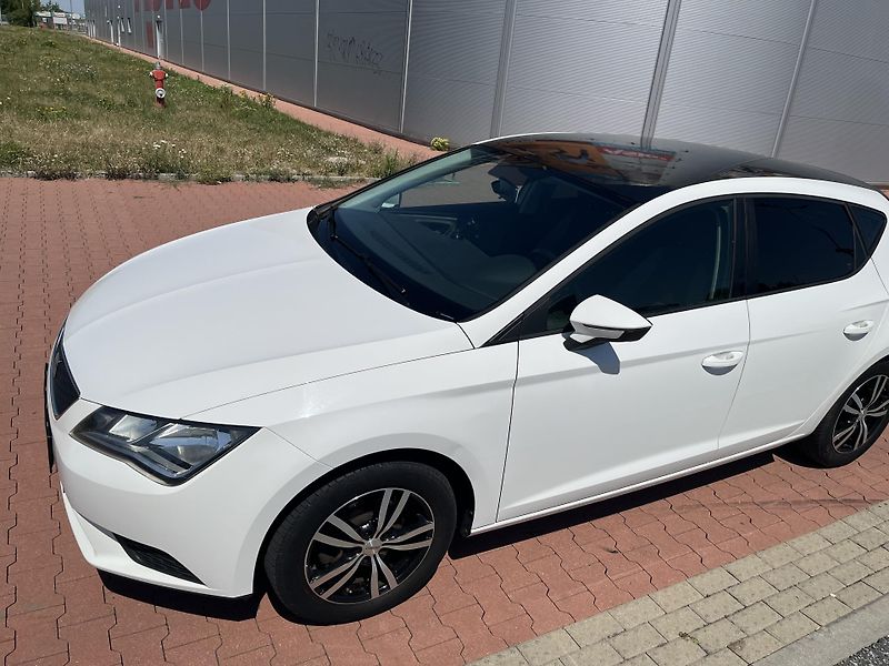 Seat Leon 1.2 TSi  ČR - fotka 30 z 32