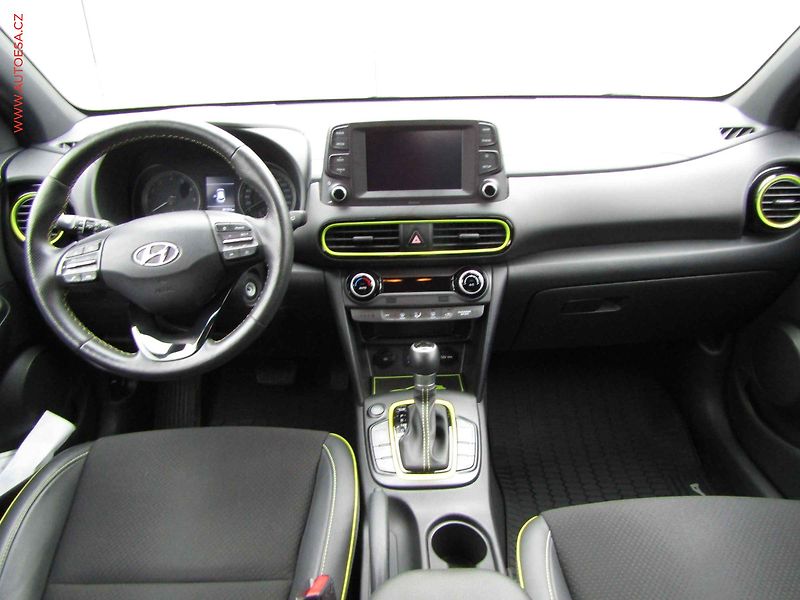Hyundai Kona (2020) 1.6 T-GDi, 1.maj,ČR, AT - fotka 8 z 21