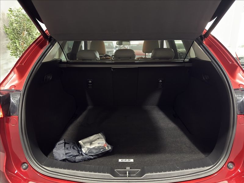 Mazda CX-5 2,2   D AWD REVOLUTION BOSE TO - fotka 34 z 50