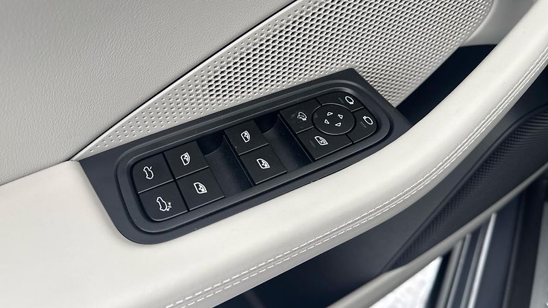 Porsche Macan (2025) 4 - fotka 26 z 29