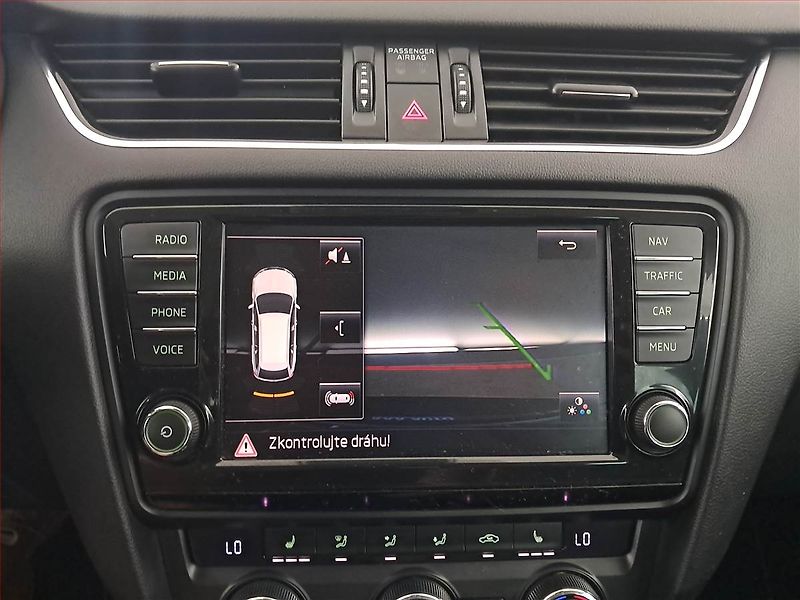 Škoda Octavia (2015) Elegance 2.0 TDI, Serv.kniha - fotka 17 z 17