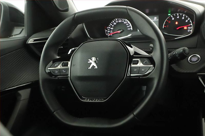 Peugeot 2008 (2023) Allure 1.2 PureTech, Automat - fotka 8 z 18