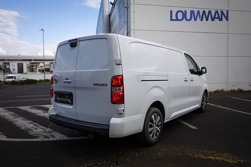 Toyota ProAce 2,0   Panel Van 144 L2 COMFORT - fotka 2 z 21