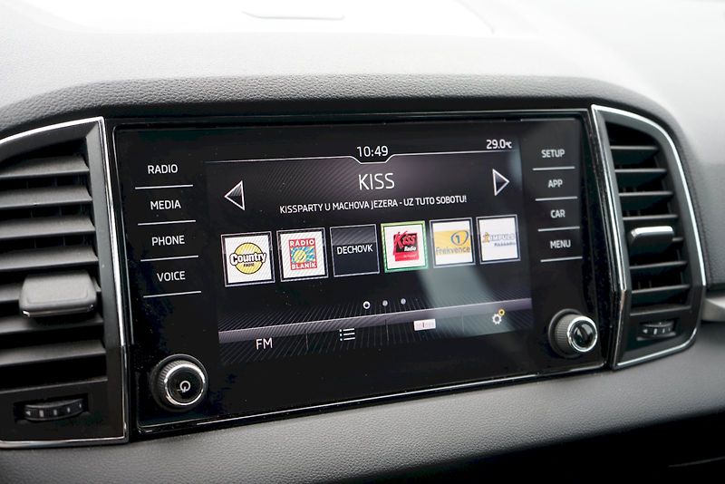 Škoda Karoq (2019) TSI 110 kW Ambition - tažné - fotka 12 z 27