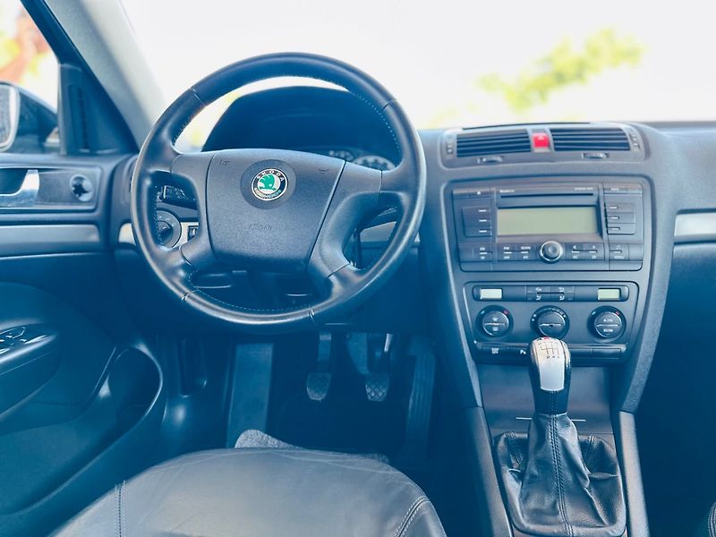 Škoda Octavia (2007) 1.9TDi 4x4 PĚKNÁ, NOVÁ SPOJKA - fotka 8 z 14