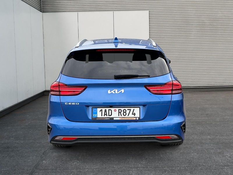 Kia Ceed (2024) TOP 1.5T-GDI 103kW DPH CZ - fotka 5 z 11