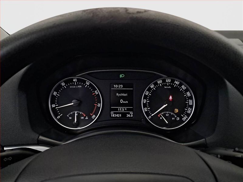 Škoda Octavia (2009) Ambiente 1.8 TSI, Serv.kniha - fotka 11 z 19