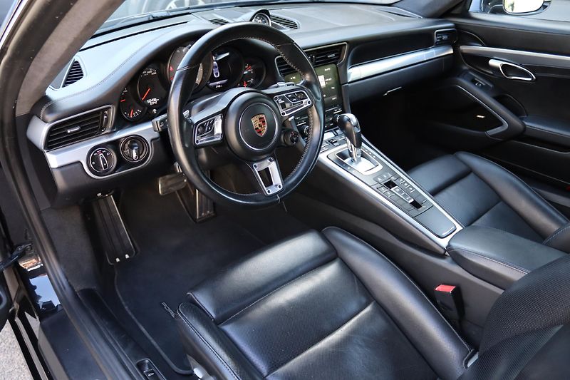 Porsche 911 991.2 CARRERA S 3.0 PDK 309kW  - fotka 22 z 50