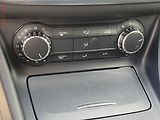 Mercedes-Benz CLA (2015) 2.0 i 250, AT, bixen, navi - náhled 14