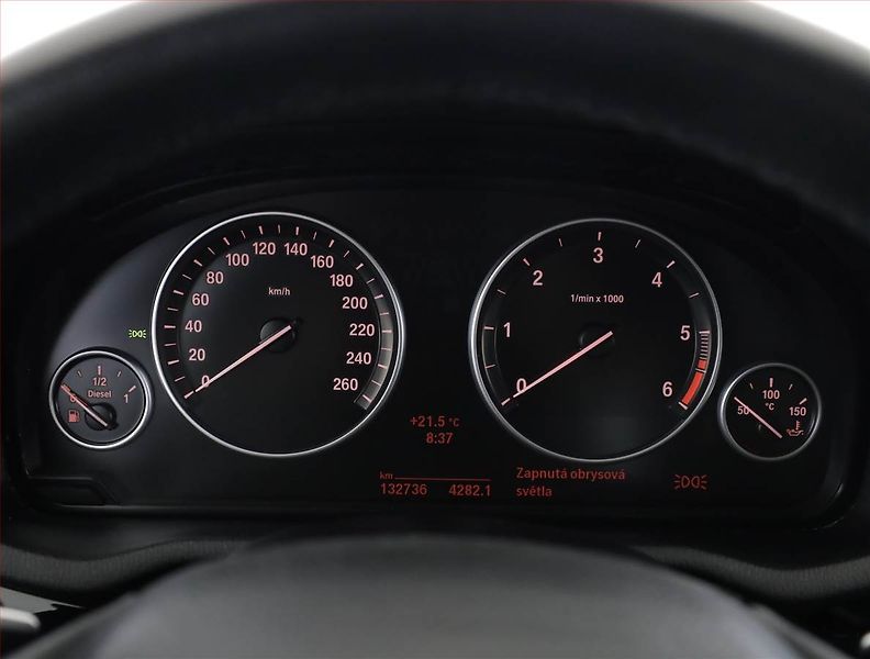 BMW X4 (2014) xDrive20d, 4X4, Automat - fotka 9 z 18