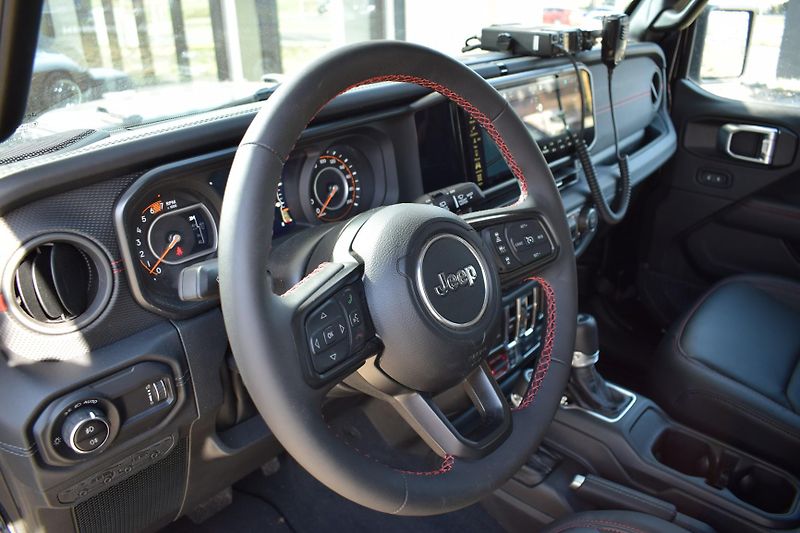 Jeep Wrangler (2024) Rubicon/Expedice/Naviják/Ledni - fotka 38 z 72