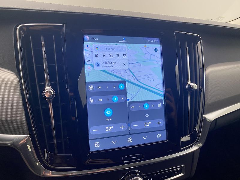 Volvo V90 T6 AWD RECHARGE BRIGHT PLUS - fotka 40 z 58