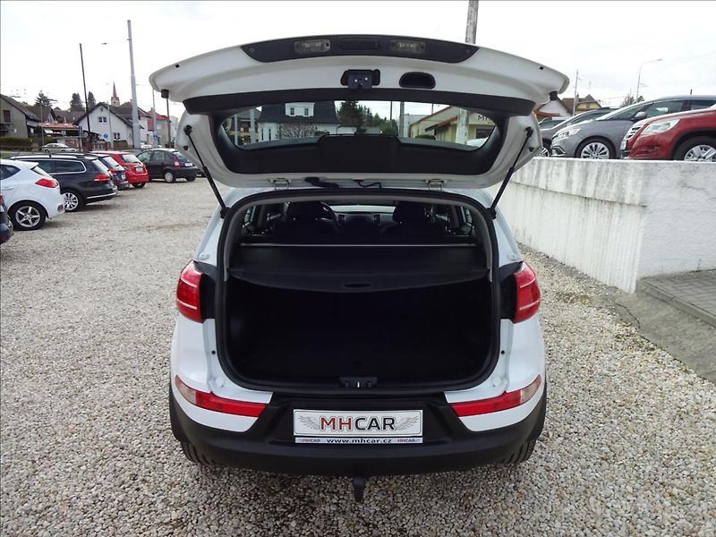 Kia Sportage 1,6GDi  Active Plus - fotka 23 z 46
