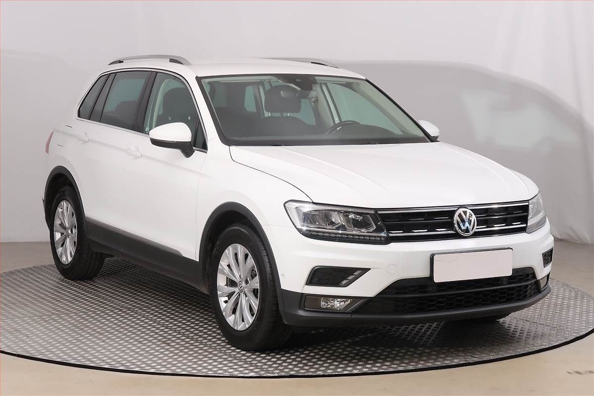 Volkswagen Tiguan Comfortline 1.4 TSI, ČR,1.maj
