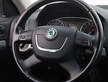 Škoda Octavia (2012) Elegance 2.0 TDI, Tempomat - náhled 18