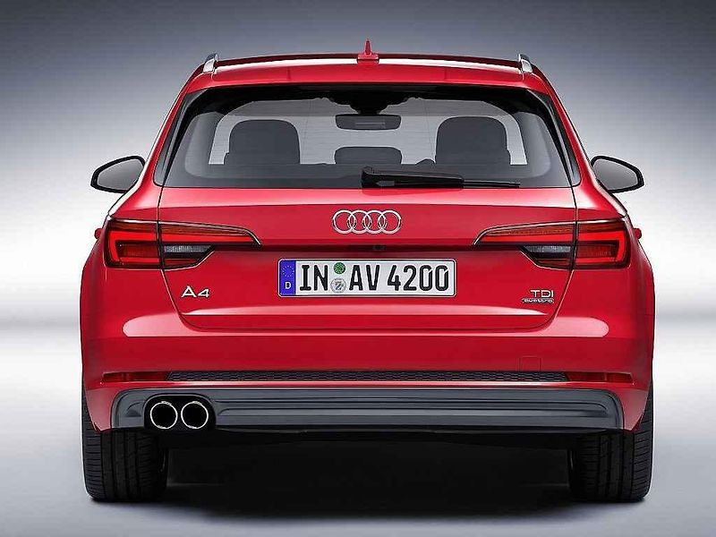 Audi A4.