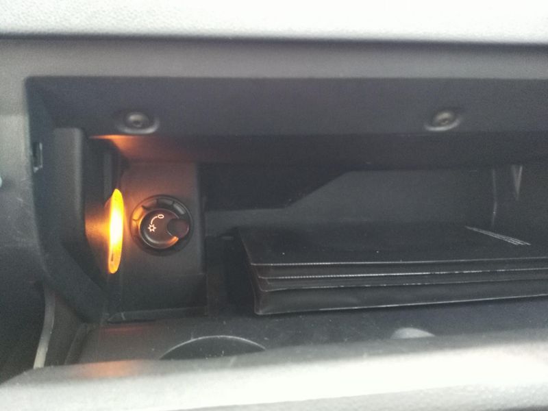 Škoda Fabia 1,2 HTP * Klima * - fotka 20 z 28