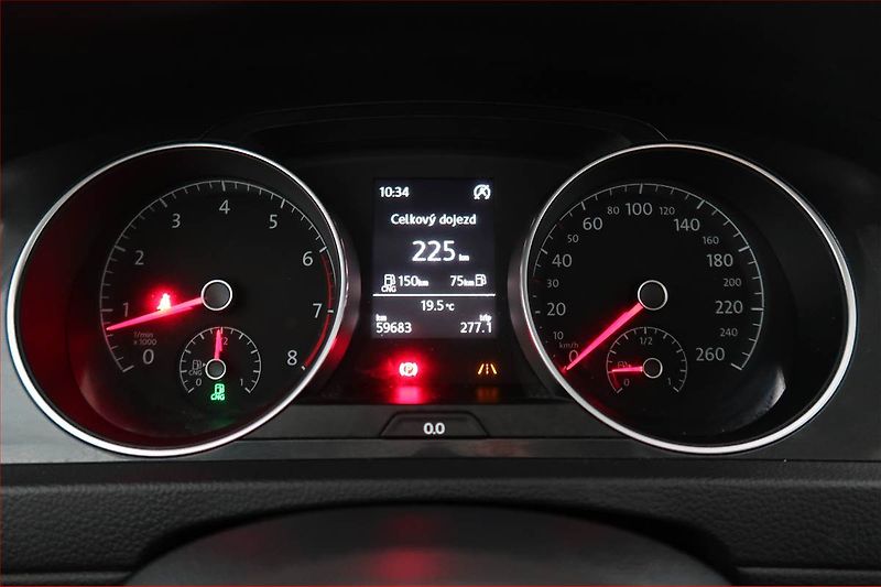 Volkswagen Golf (2017) Comfortline 1.4 TGI CNG - fotka 11 z 17