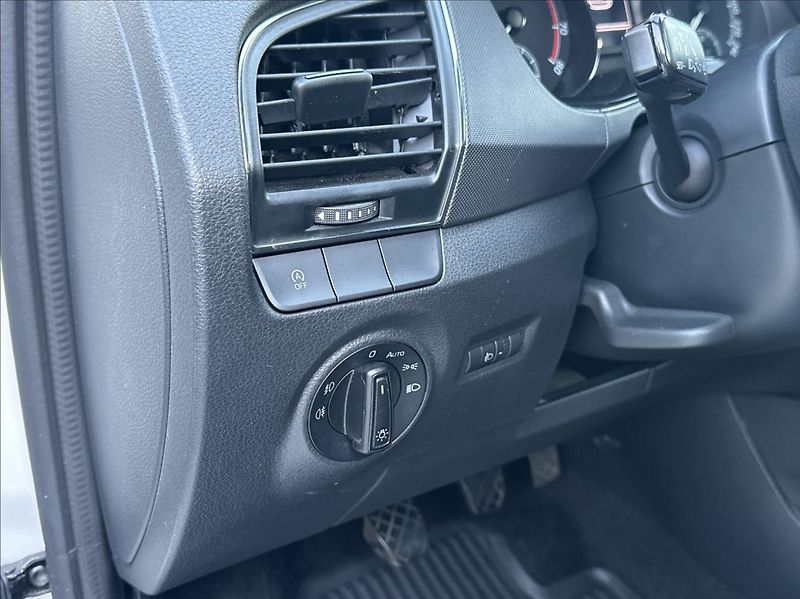 Škoda Fabia 1,0 TSI 95PS  Ambition Top - fotka 31 z 52