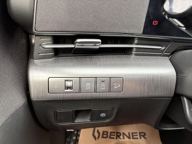 Hyundai Kona 1.0-88KW,AUTOMAT REZERVACE - fotka 25 z 34