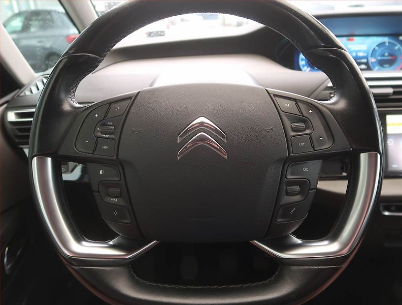 Citroën C4 Picasso (2016) 1.6 BlueHDi, 7 míst - fotka 17 z 18