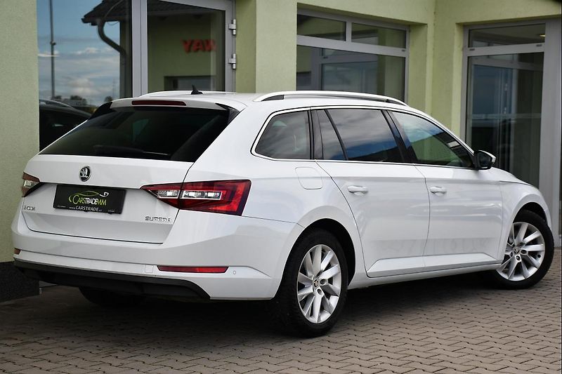 Škoda Superb 1.6TDi 88kW STYLE - fotka 4 z 40