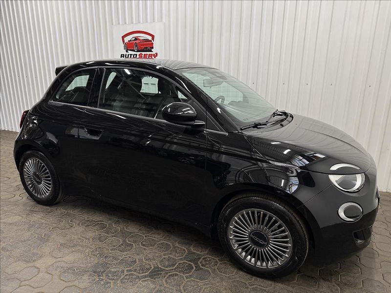 Fiat 500e ELECTRIC DRIVE 70kW ICON - fotka 11 z 38