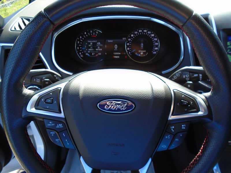Ford S-MAX 2,0EcoBlue 140kW AWD ST-Line A - fotka 22 z 50