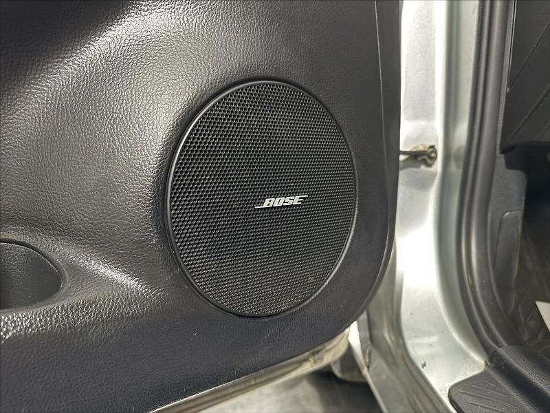 Mazda 6 1,8   i 1.MAJITEL BOSE TAŽNÉ - fotka 7 z 23