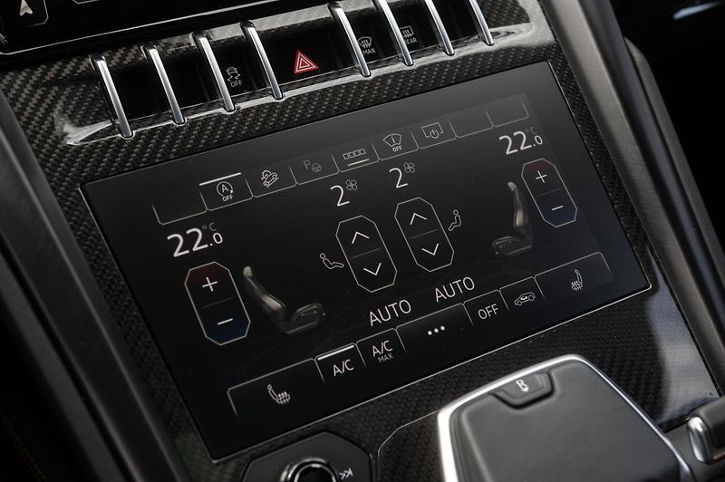 Lamborghini Urus (2022) Carbon 478kW PPF Záruka  - fotka 25 z 35