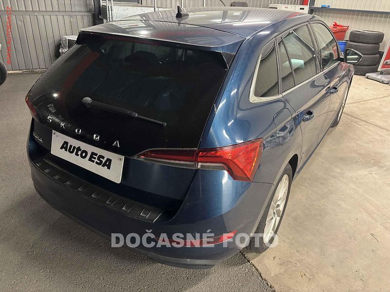 Škoda Scala (2020) 1.5 TSi, ČR, LED, autoAC - fotka 2 z 3