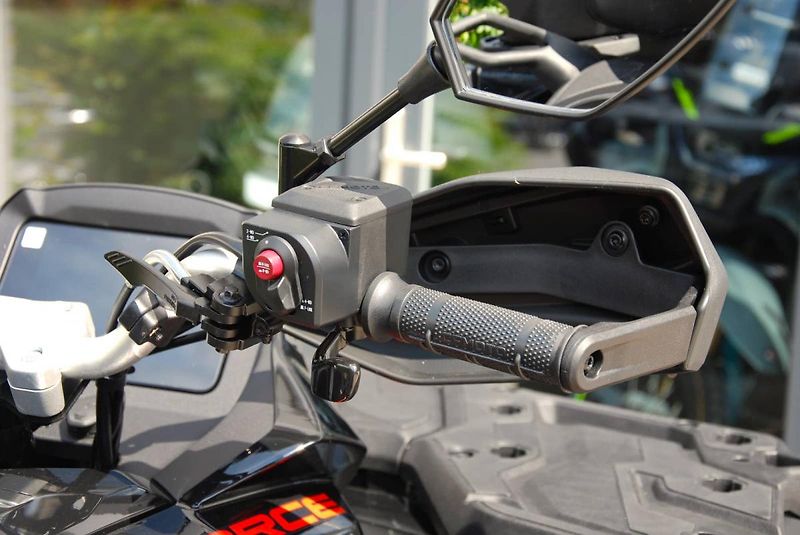 CFMOTO Gladiator X1000 (2026) G3 Premium BLACK - fotka 16 z 25