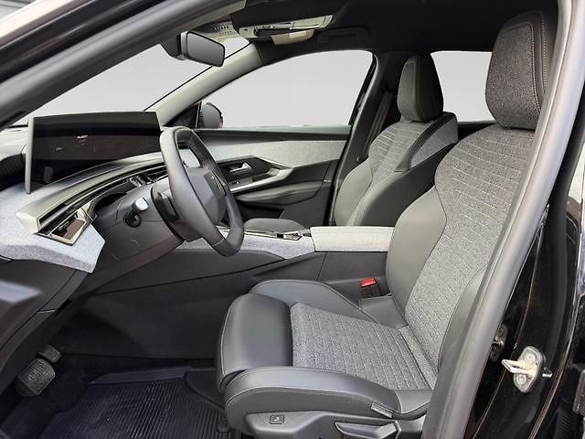 Peugeot 5008 (2026)  ALLURE Hybrid 145 e-DCS6 - fotka 9 z 15