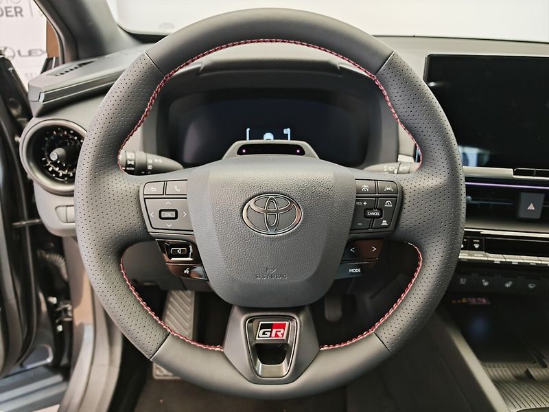 Toyota C-HR 2.0 PHEV GR SPORT - fotka 21 z 39