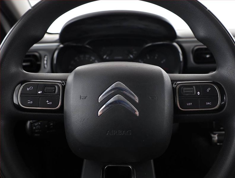 Citroën C3 (2018) 1.2 PureTech, Tempomat - fotka 8 z 16
