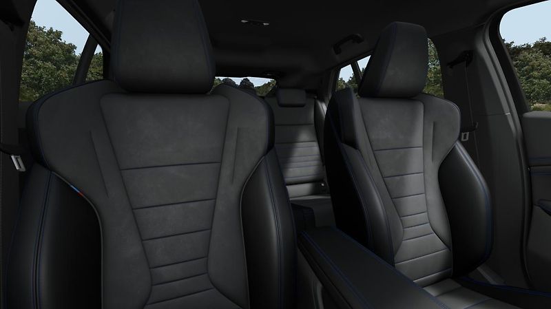 BMW iX2 eDrive20 - fotka 11 z 14