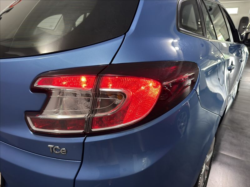 Renault Mégane 1,2   TCe 130 PARIS DELUXE TOP - fotka 30 z 42
