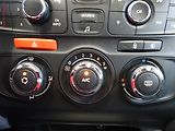 Citroën C4 (2012) 1.6 VTi, 2.maj,ČR, servis - náhled 17